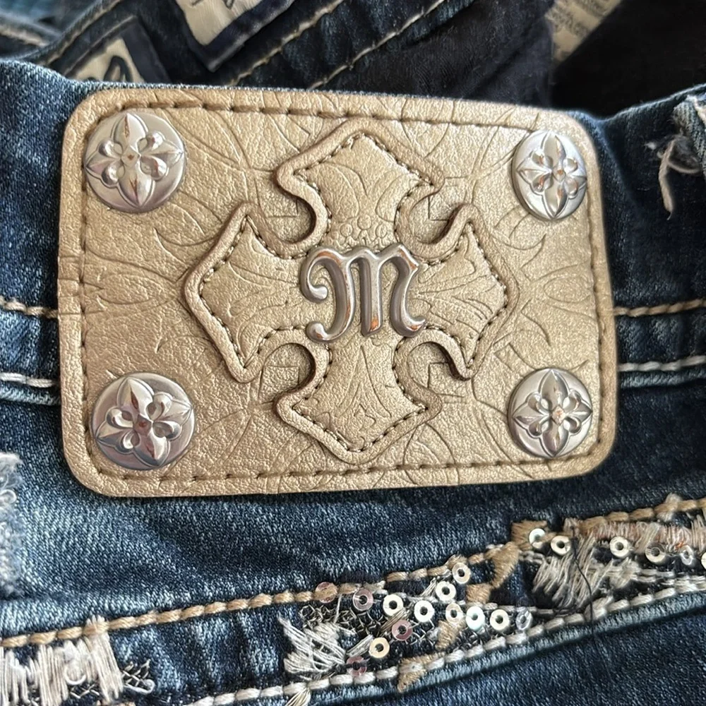 Miss Me Mid~Rise Boot Denim Jeans Sz 29X32.5 Stretch Bling Flap Pockets Distress - Picture 5 of 7